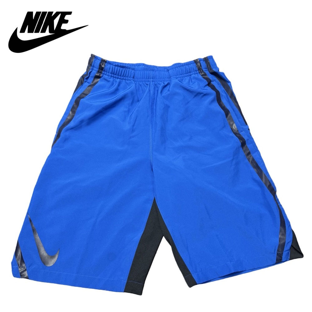 Nike Dri-Fit kids Royal Blue Athletic Shorts size M